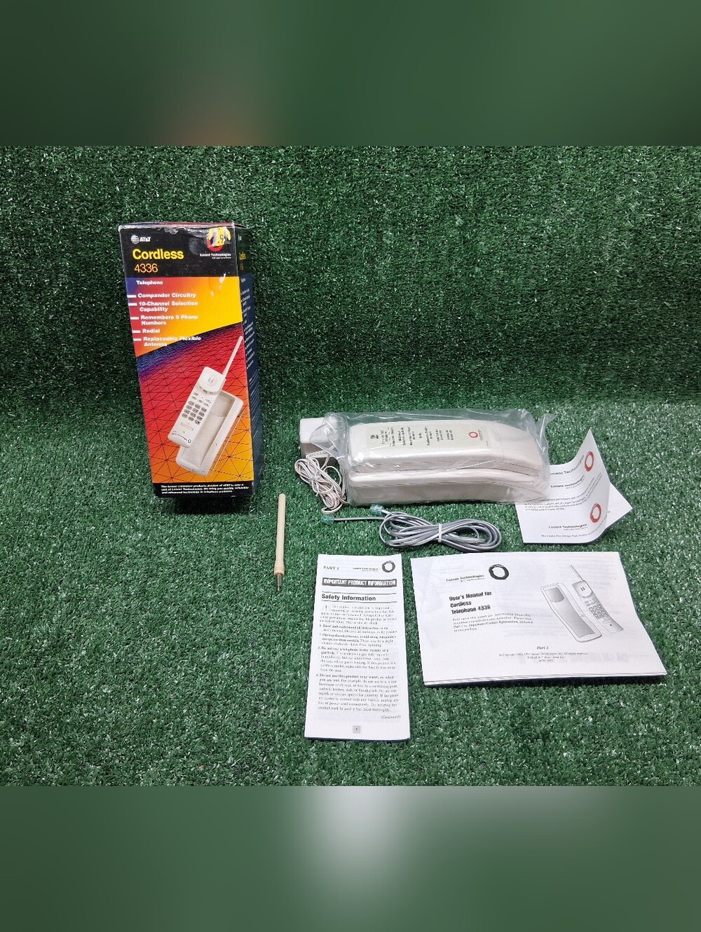 Vintage 1996 AT&T Cordless Telephone Model 4336 Lucent Technologies New In Box